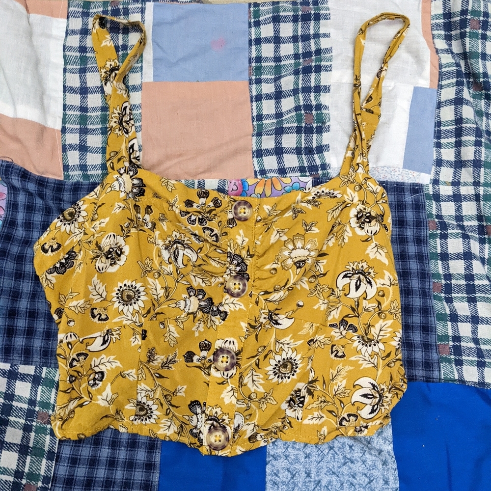 Crop top